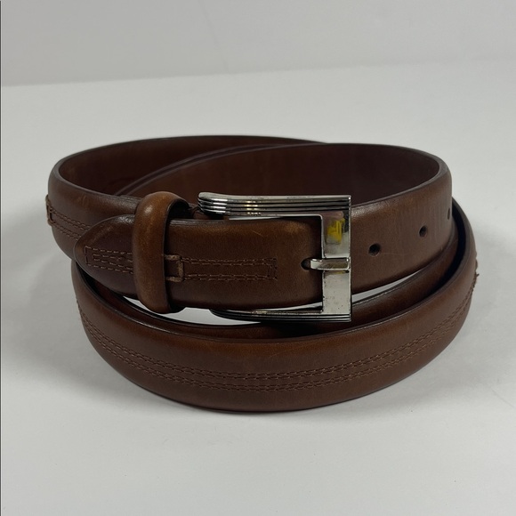 Florsheim Other - Florsheim Men's Brown Leather Belt with Silver Buckle. Sz 56